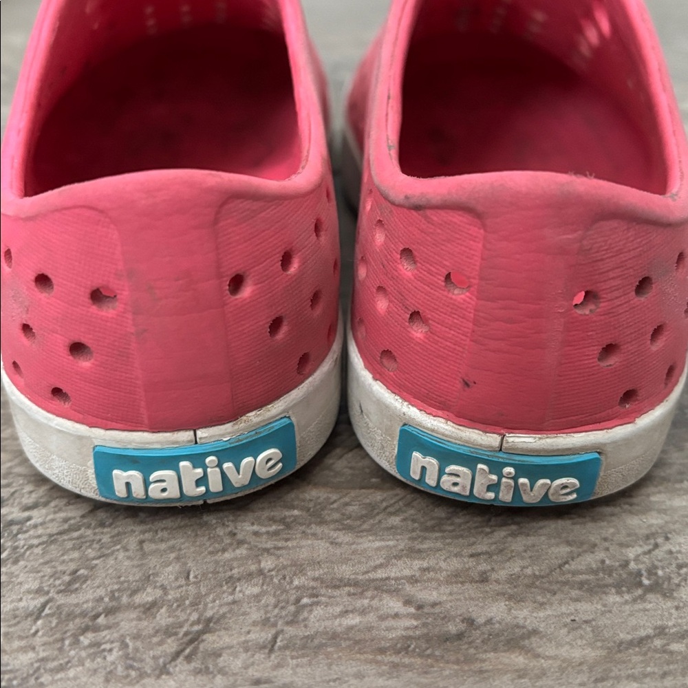 Native Shoes - Picture 2 of 3
